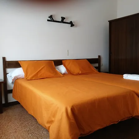 Hostal L'Esplai-2